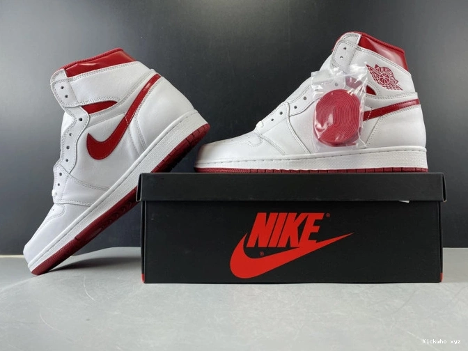 1 Red (2017) Metallic Air Retro 555088-103 Jordan 0815